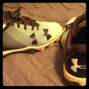 Women's softball Cleats